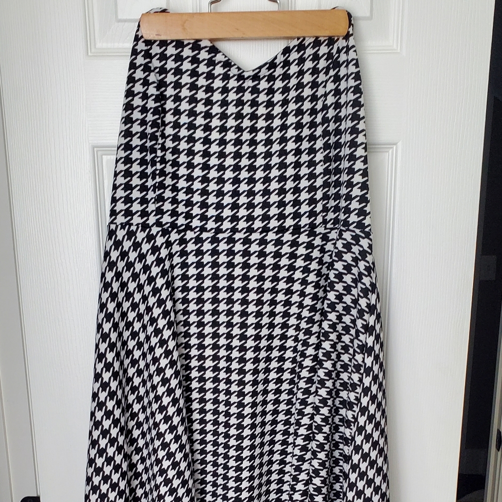 Strapless dress